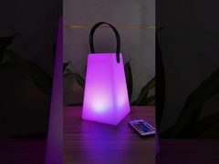 Lampe LED rechargeable portable avec manette de commande sans fil colorée pour le camping
