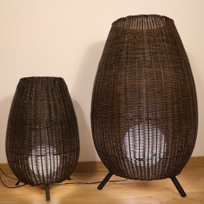 Lampe de sol à trépied en rotin à l'extérieur à LED Noir Lumière debout Hôtel Décoration moderne
