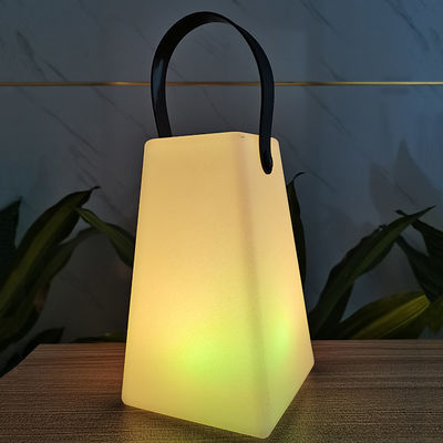 Lampe LED rechargeable portable à commande sans fil colorée pour le camping