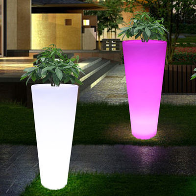 Exposition de pots de fleurs lumineux pots de plantes de jardin lumineux colorés lampe de sol en plastique