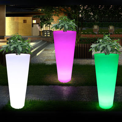 Exposition de pots de fleurs lumineux pots de plantes de jardin lumineux colorés lampe de sol en plastique