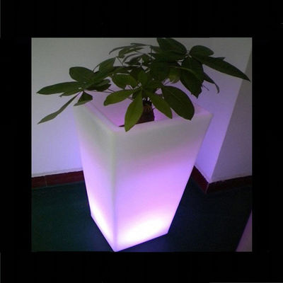 Chine fournisseur extérieur LED éclairé éclairé carré plante pot 80000h durée de vie de la batterie