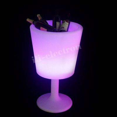 Coupe à glaçons LED en plastique sans fil 16 couleurs changent pour le champagne
