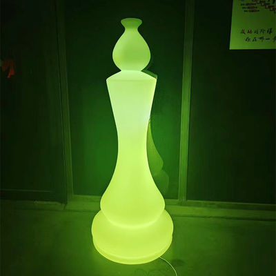 Lumières de jardin en forme d'échecs en plastique à LED rechargeable AC 85-265V
