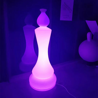 Lumières de jardin en forme d'échecs en plastique à LED rechargeable AC 85-265V