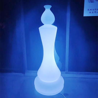 Lumières de jardin en forme d'échecs en plastique à LED rechargeable AC 85-265V