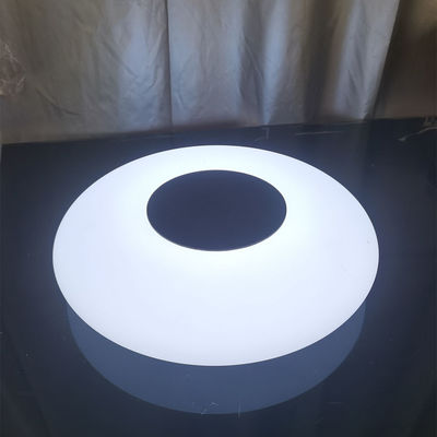 Lumières de piscine à LED de forme d'OVNI alimentées par l'énergie solaire pour la décoration du jardin