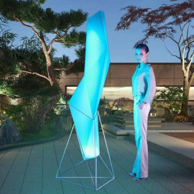 Lampe de sol à LED nordique moderne pour le salon