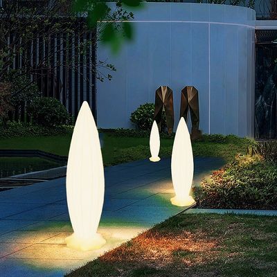 lampe de sol à LED en plastique sans fil pour une utilisation en intérieur