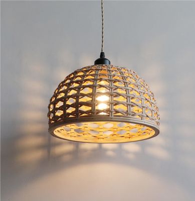 Lumière à l'ombre en bambou créatif pour salle à manger intérieure