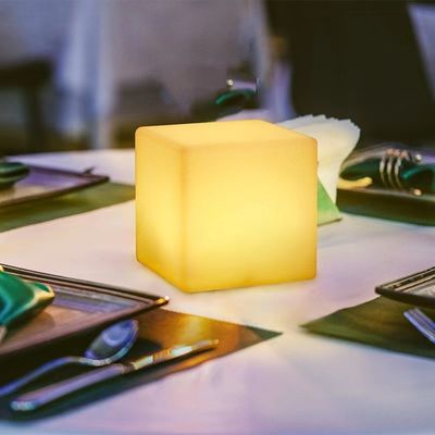 6 pouces LED Cube Lumière de nuit Colorée USB chargeur résistant à l'eau