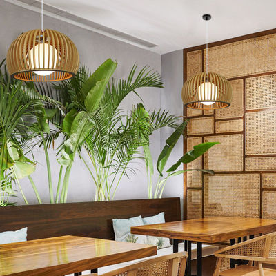 Chandelier en bois massif moderne, pendentif en rotin lumière pour le salon du restaurant