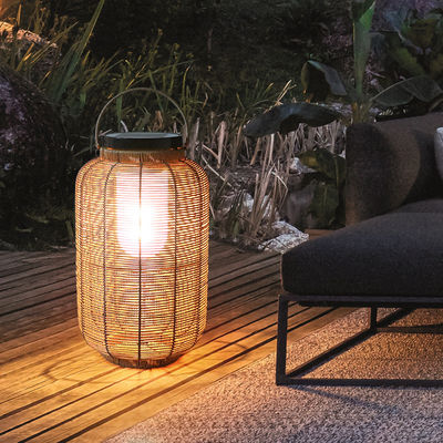 Lampes solaires en rotin tissé décoratives, lampe en rotin extérieure pour l' atmosphère de la villa