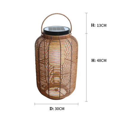 Lampes solaires en rotin tissé décoratives, lampe en rotin extérieure pour l' atmosphère de la villa