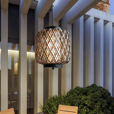 Lumière de pendentif en rotin décoratif, petit lustre en rotin résistant à l' eau