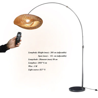 Contrôle de commutateur à lampe à l'ombre de bambou à rotin à LED