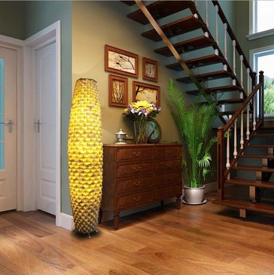 Lampe de sol en rotin en bambou tissée 3500K pour le salon résidentiel
