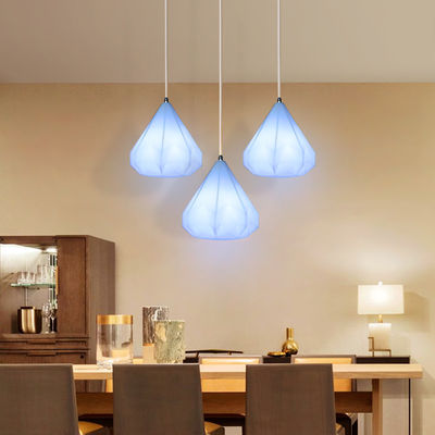 Lampe suspendue en plastique de conception rhomboïde à commande sans fil