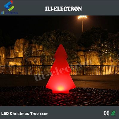 Lumières extérieures en plastique à LED en forme d'arbre pour la décoration de Noël