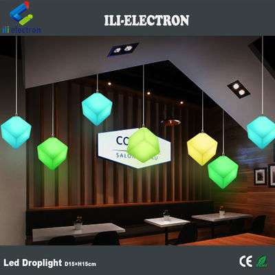 Commande à distance LED extérieure Cube Light Pendant Light Pour les événements et les fêtes Décoration