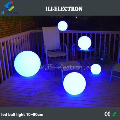 Décoration de fête de mariage sphère en plastique à LED