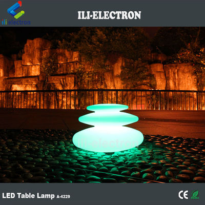 Des lampes de piscine en plastique PE élégantes et rechargeables