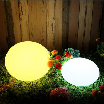 PE plastique LED pierre lumière imperméable à l'eau rechargeable changement de couleur pour la décoration de la maison