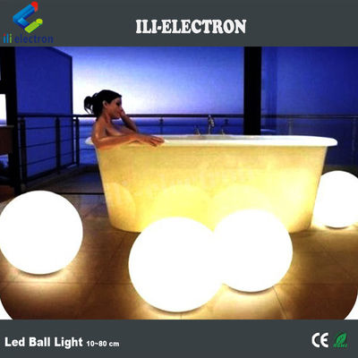 piscine du village de vacances Led Floating Ball
