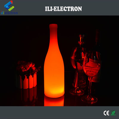 lampes à LED en forme de bouteille en plastique illuminées