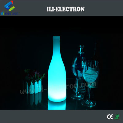 lampes à LED en forme de bouteille en plastique illuminées