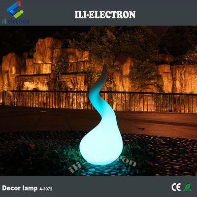 16 lampes de sol à LED en plastique changeant de couleur