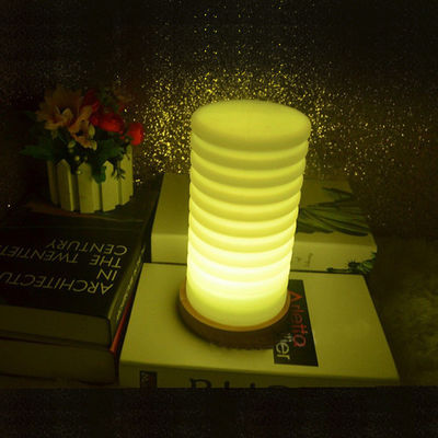 Lumière de nuit à LED multi-couleur de Noël pour la décoration intérieure