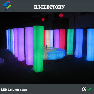 Contrôle à distance infrarouge LED coloré Colonne de mariage en plastique décoratif