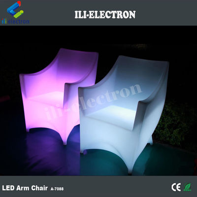 Chaise de meuble en PE en plastique à LED éclairée en RGB avec batterie au lithium rechargeable