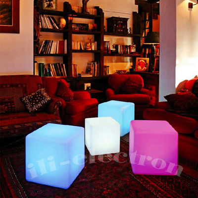 Lumière LED extérieure tabouret cube coloré imperméable à l'eau pour le foyer et la décoration du patio