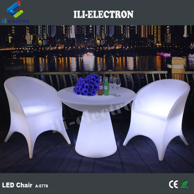 Des chaises modernes à LED à 16 couleurs pour le bar de la boîte de nuit