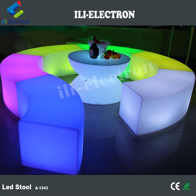 Meubles extérieurs intelligents à LED avec tabouret incurvé