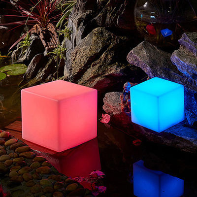 Commande à distance LED Cube Lumière nocturne éclairée Rgb Couleur changeante Batterie rechargeable