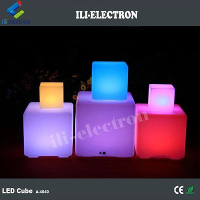 Commande à distance RGB Couleur changeante Batterie rechargeable Plastique éclairé Cube Light