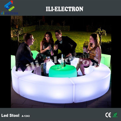 Étagère de meuble de bar à LED courbée commerciale pour jardin extérieur