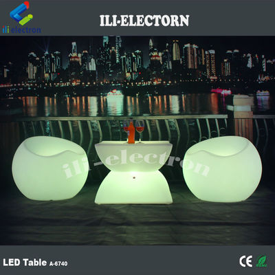Meubles à LED en PE en plastique, tables de cocktails à LED 16 Couleur changeante