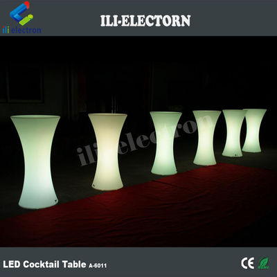 Table à cocktail en plastique IP 65 PE à LED RGB pour les fêtes et les événements