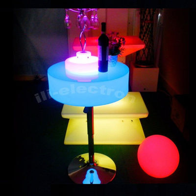 Table à cocktails en plastique à LED, table à bar lumineux 16 couleurs changeantes OEM