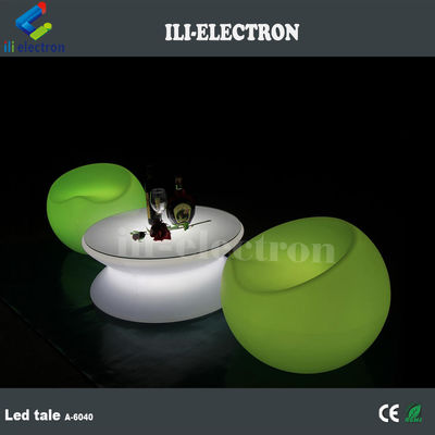 Table ronde avec lampes LED