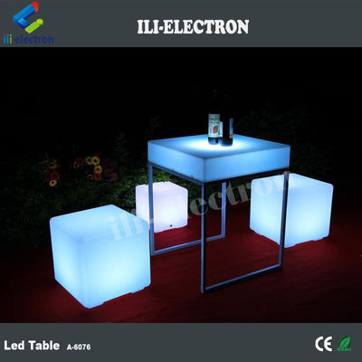 Table lumineuse LED en plastique carré portable avec étagère métallique