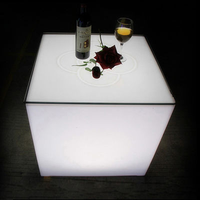 Matériau PE siège cube LED pour décoration table cube led