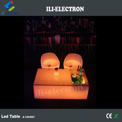 Batterie KTV Meubles de bar de club de nuit en plastique éclairé Table de pub LED