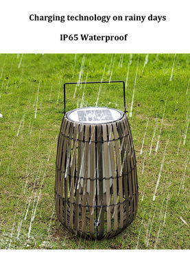 Lanternes de jardin en rotin solaire personnalisées Portables avec poignée