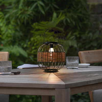 Lampes de jardin en rotin étanche, lampes solaires en rotin extérieures pour la décoration de balcon