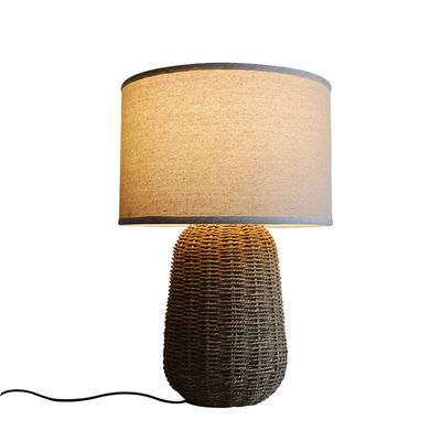 Lampe de table en rotin naturel tissée à la main